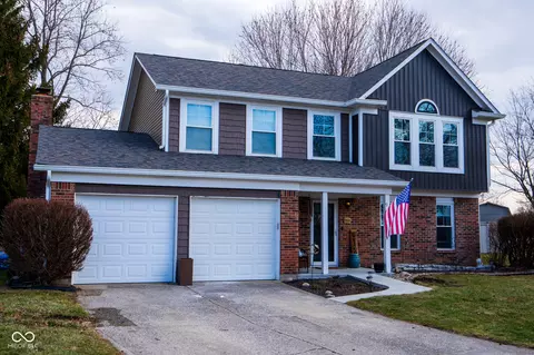 959 Vicksburg N Dr, Greenwood, IN 46143