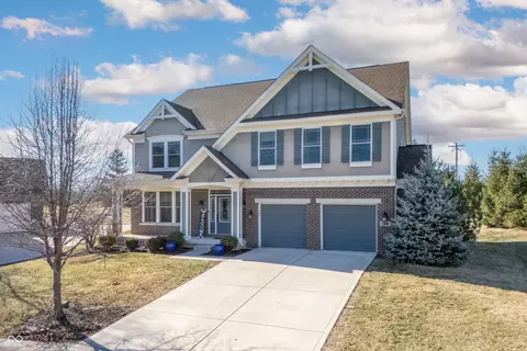 12650 Misty Ridge Ct, Fishers, IN 46037