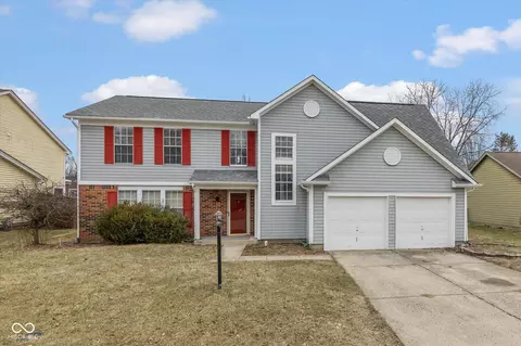 7686 Baywood Dr S, Indianapolis, IN 46236