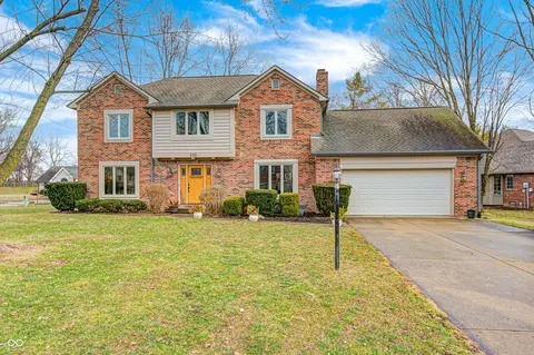 332 Wellington Pkwy, Noblesville, IN 46060