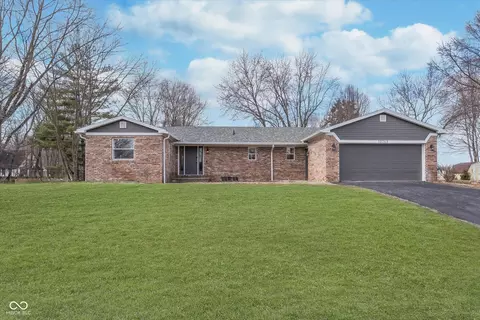 10763 N Blue River Trl, Morristown, IN 46161