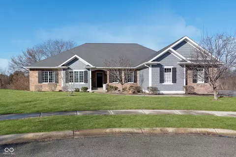 918 Bright Beam Ct, Westfield, IN 46074