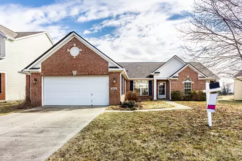 16241 Etna Dr, Westfield, IN 46074
