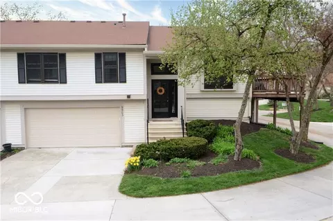 9505 Bay Vista W Dr, Indianapolis, IN 46250