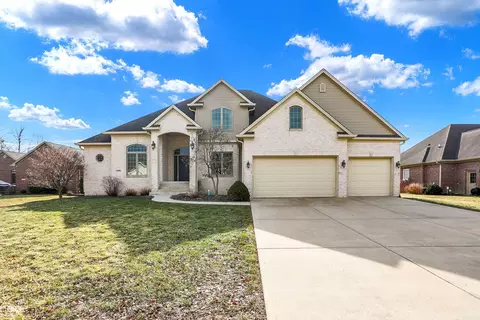 1229 Heritage Trl, Franklin, IN 46131