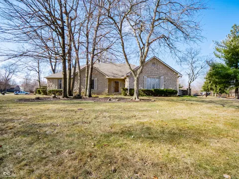 10831 Canoe Ct, Indianapolis, IN 46236