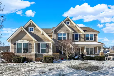 2504 Boylston Ct, Zionsville, IN 46077