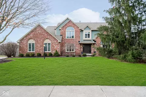 5109 Kingswood Dr, Carmel, IN 46033