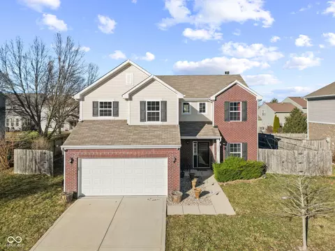 8352 Alcona Dr, Indianapolis, IN 46237