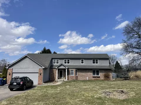 36 Circle Dr, Carmel, IN 46032