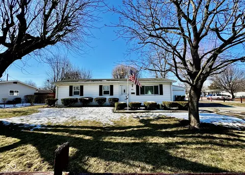 356 Parkview Dr, Whiteland, IN 46184