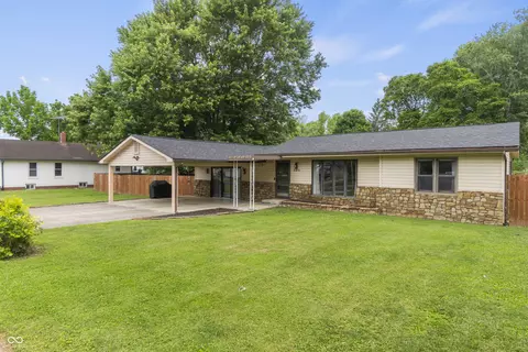 520 N Pine St, Morgantown, IN 46160
