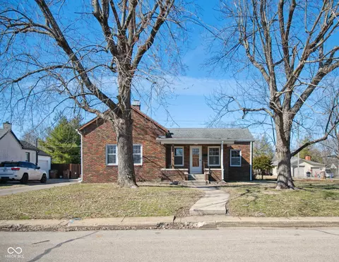 2022 Newton St, Columbus, IN 47201