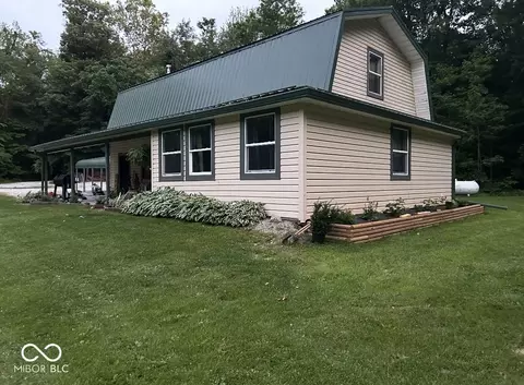 10271 Newport Rd, Bowling Green, IN 47833