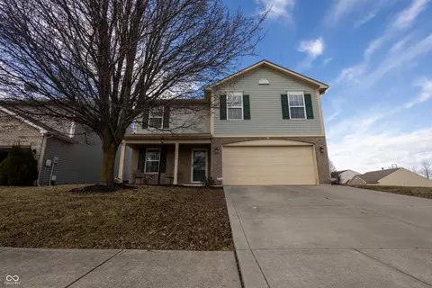 12486 Schoolhouse Rd, Fishers, IN 46037