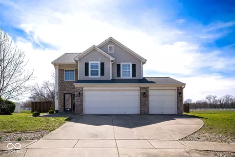 7136 Allegan Dr, Indianapolis, IN 46217