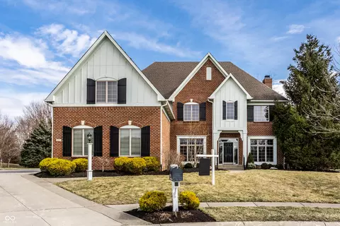 1805 Braeburn Dr, Carmel, IN 46032