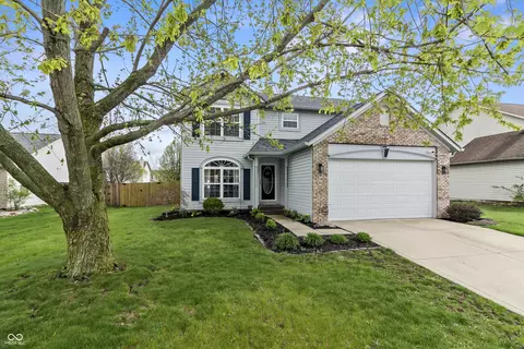 14055 Mimosa Ct, Fishers, IN 46038