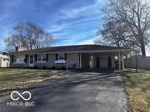 3337 Nottingham Dr, Columbus, IN 47203