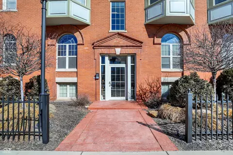 402 E New York St #302, Indianapolis, IN 46202