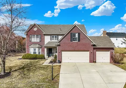 10518 Cornelian Ct, Noblesville, IN 46060