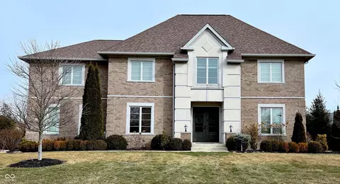 3283 Homestretch Dr, Carmel, IN 46032