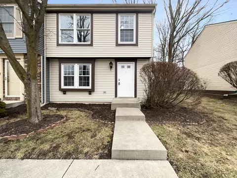 9435 Timber View Dr, Indianapolis, IN 46250