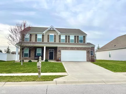 8517 Hornady Dr, Indianapolis, IN 46239