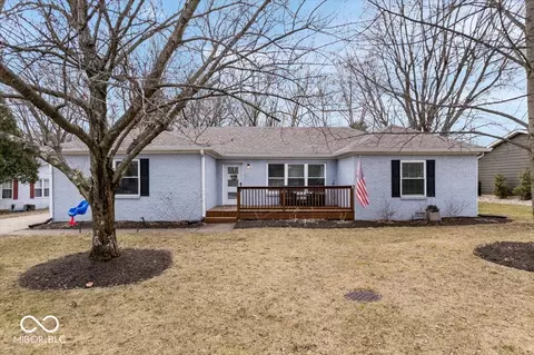 5445 Elderberry Rd, Noblesville, IN 46062