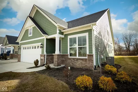 761 Stone Trace Ct, Avon, IN 46123