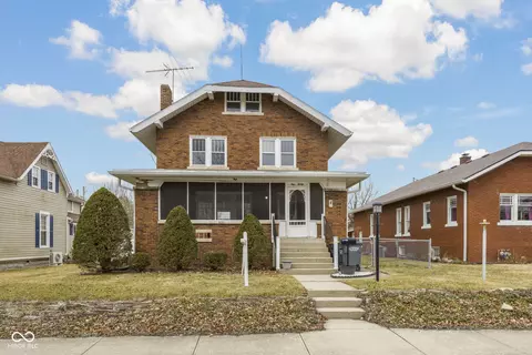 130 Columbia Ave, Tipton, IN 46072