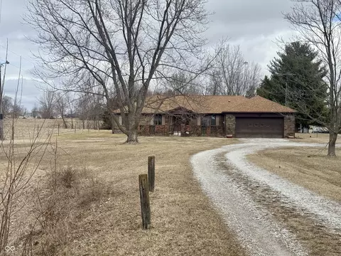 2497 E Cr 675 N, Greencastle, IN 46135