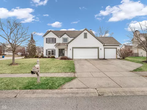 10827 Putnam Pl, Carmel, IN 46032