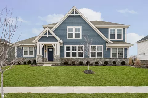203 Chatham Bend Dr, Westfield, IN 46074