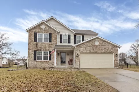 249 Fairfax Ln, Greenwood, IN 46142