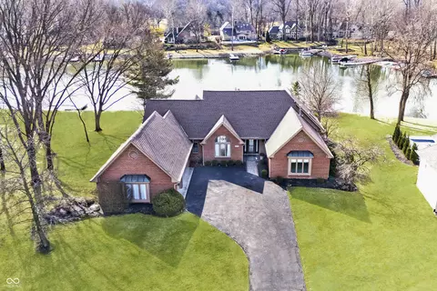 5519 Fall Creek Rd, Indianapolis, IN 46220