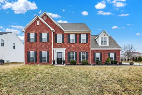 3236 Springs Way Dr, Bargersville, IN 46106