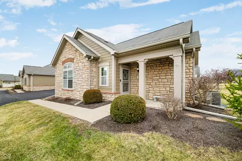 112 Bridgemor Ln, Mooresville, IN 46158