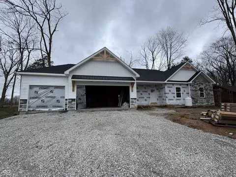 12 Lincoln Hls, Coatesville, IN 46121