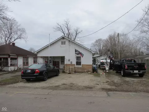 450 Hoosier St, Morgantown, IN 46160