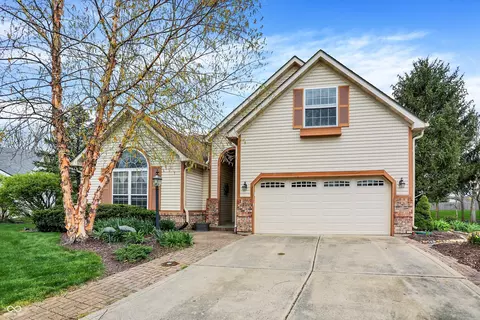 13841 Waywing Ct, Carmel, IN 46033