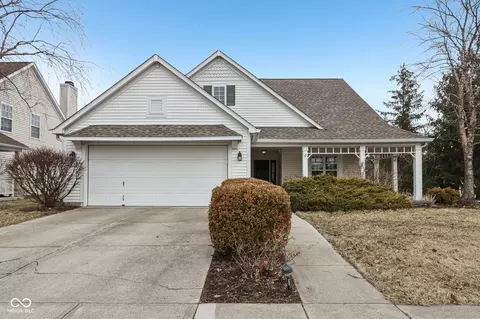 780 Pawtucket Dr, Westfield, IN 46074
