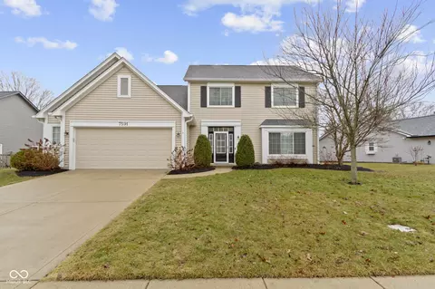 7591 Meadow Ridge Dr, Fishers, IN 46038