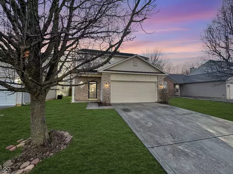 5816 Dollar Forge Dr, Indianapolis, IN 46221