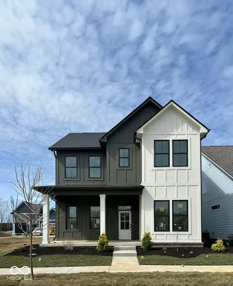 9868 Bucklebury Ln, Indianapolis, IN 46280
