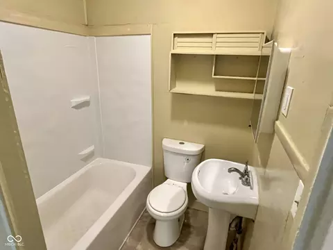 823 Collier St, Indianapolis, IN 46241 photo 10