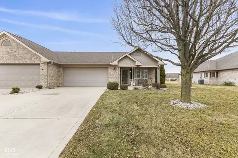 6103 Lazy Ln, Indianapolis, IN 46259