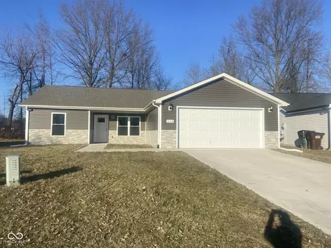 628 E Main St, Crothersville, IN 47229