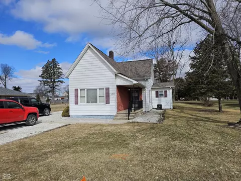 1624 S P St, Elwood, IN 46036
