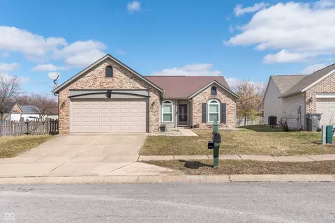 4313 Strawflower Dr, Indianapolis, IN 46203